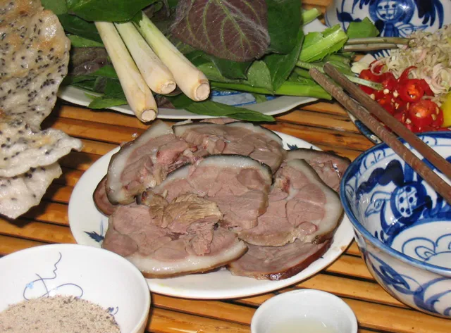 Mô tả ảnh.