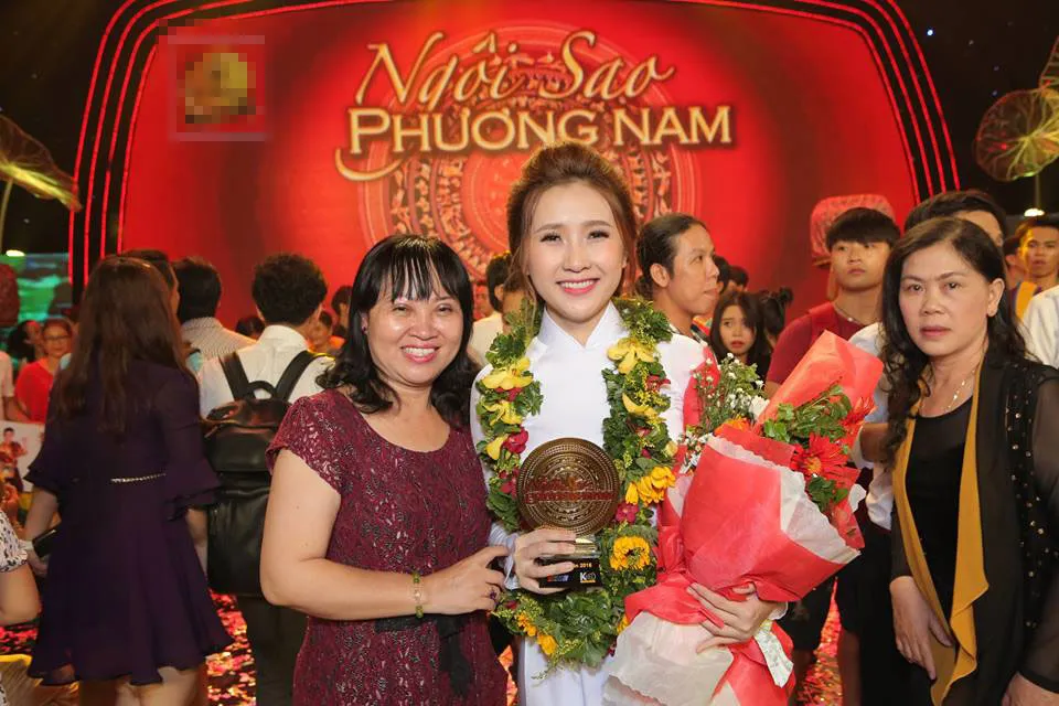 MC Hoài Hương 1