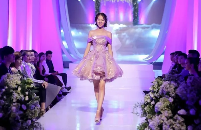 Mai Ngô chê Diệp Linh Châu catwalk như đàn ông mặc váy 7