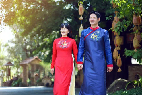 sao nam dien ao dai phunutoday2