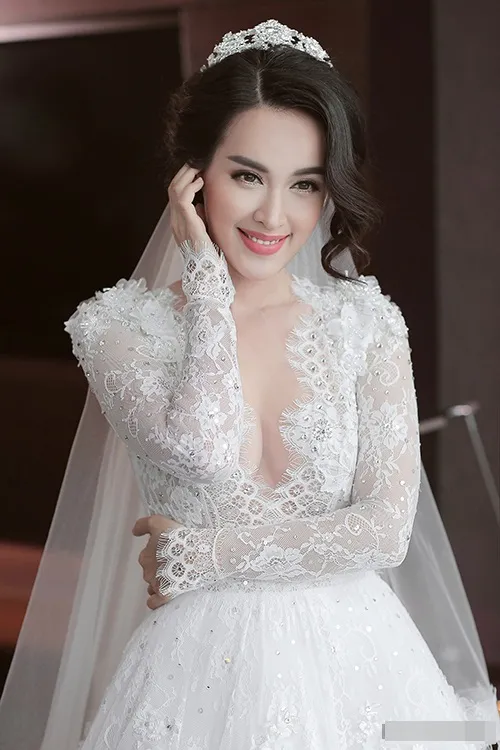 Những mẫu váy cưới 