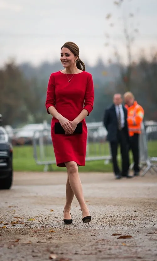 15 mẫu váy thanh lịch chứng tỏ đẳng cấp của Kate Middleton