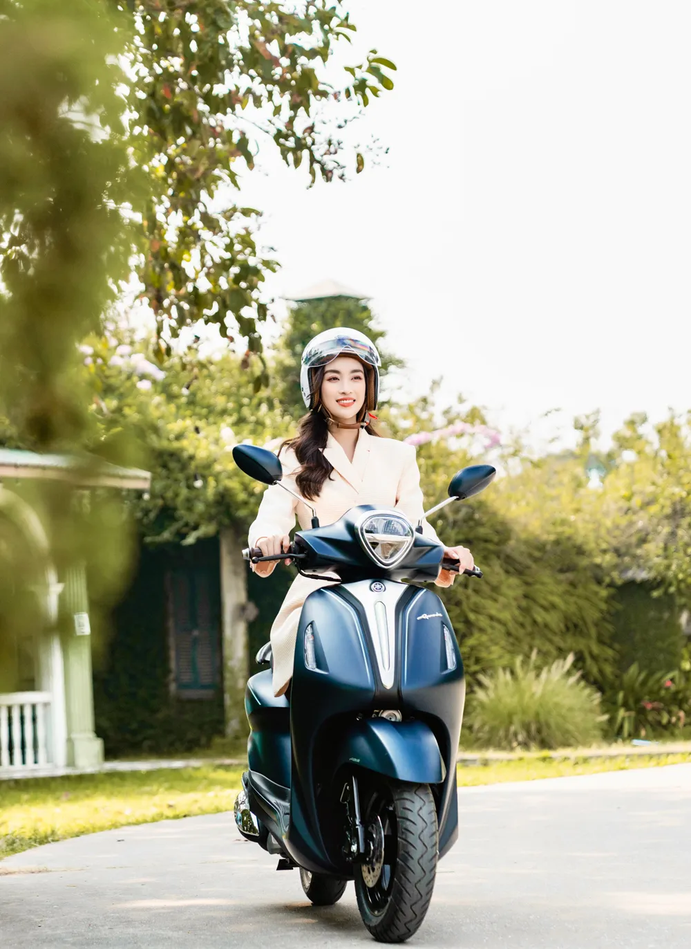 Được mệnh danh là “Hoa hậu giản dị nhất Việt Nam”, tiêu chí chọn xe của Đỗ Mỹ Linh là gì? - 5