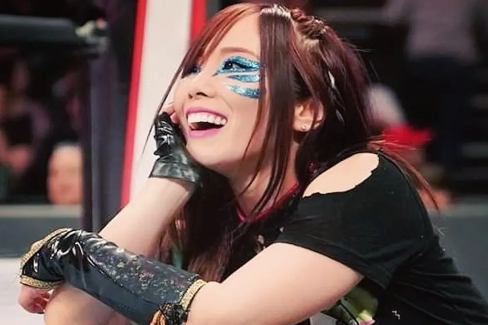 Kairi Sane là ngôi sao đô vật có tiếng trên sàn WWE.