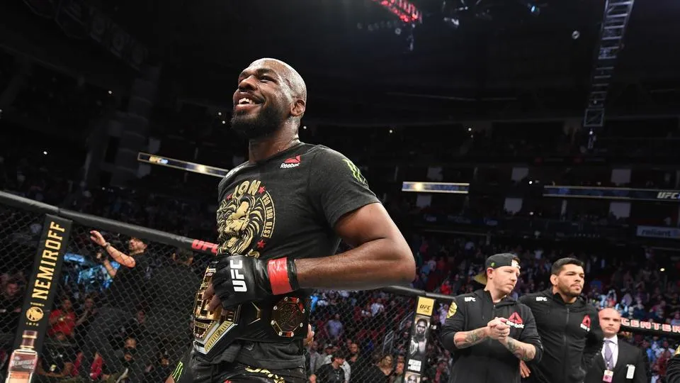 Jon Jones tự nhận mình là GOAT