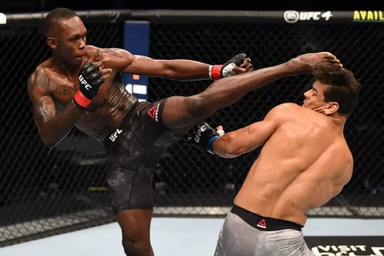 Israel Adesanya có chiến thắng thuyết phục trước Paulo Costa tại UFC 253.