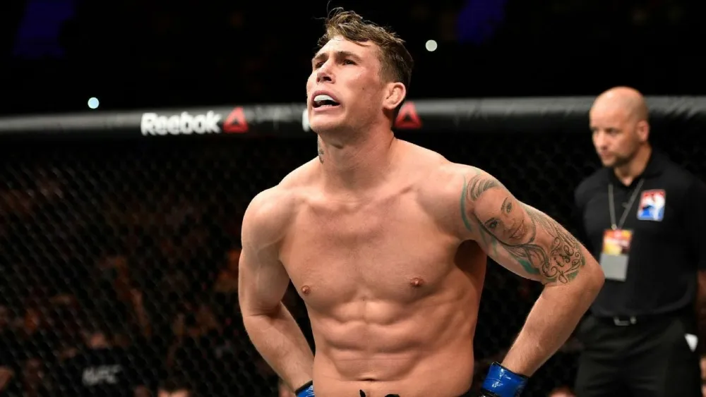 Darren Till lên tiếng sau khi rút lui khỏi cuộc chiến với Jack Hermansson