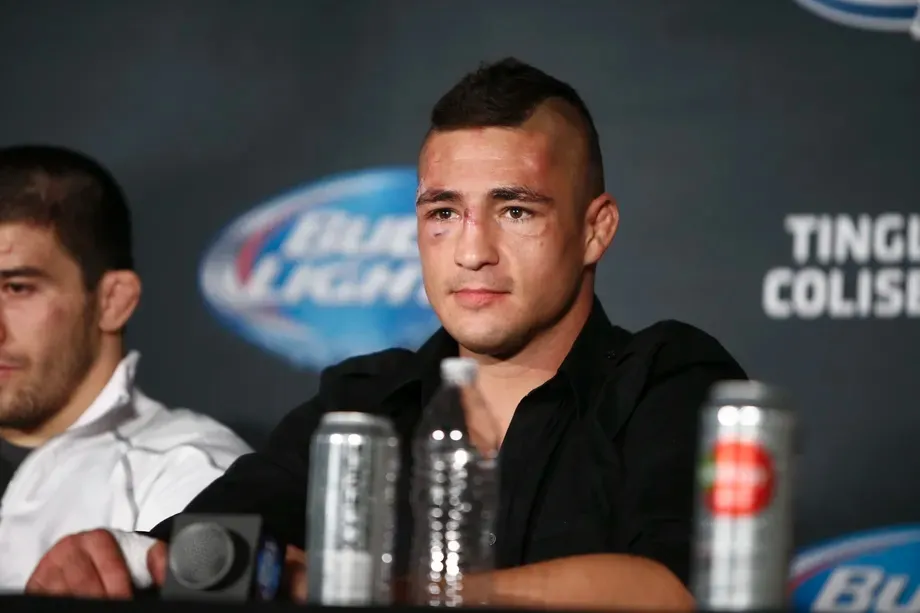 Diego Sanchez rút lui khỏi cuộc chiến với Donald Cerrone