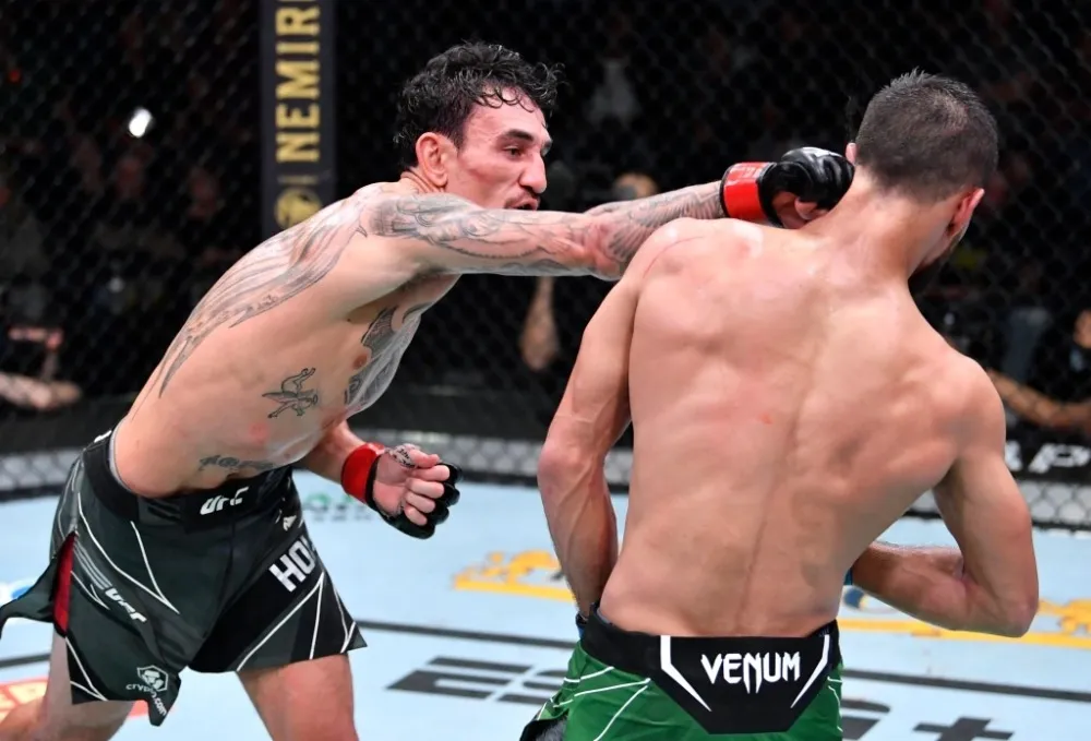 Yair Rodriguez lên tiếng sau thất bại trước Max Holloway tại UFC Fight Night 197