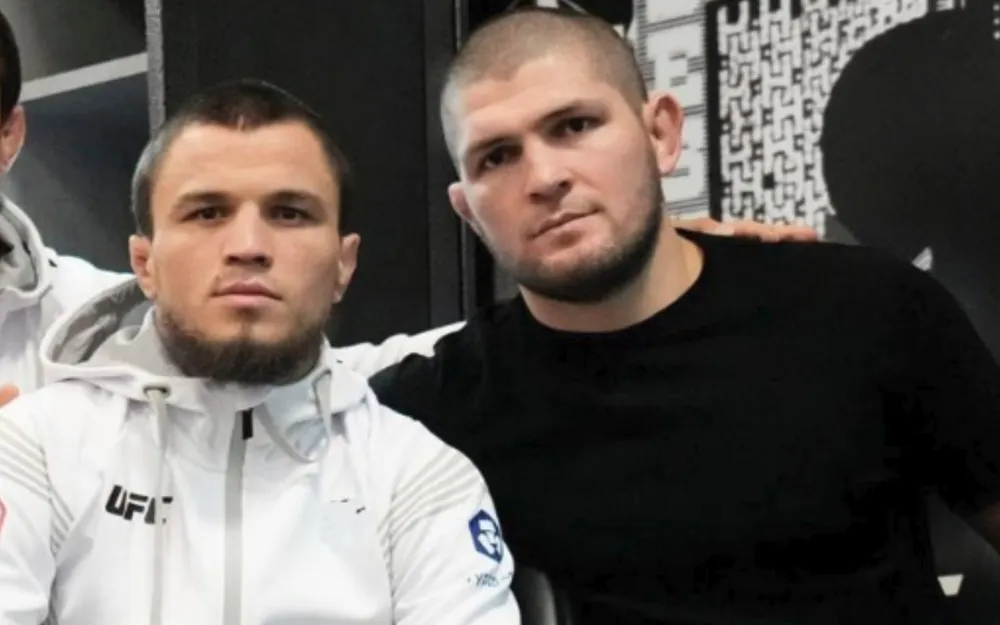 Em họ lên tiếng vụ Khabib cân nhắc chia tay việc huấn luyện MMA