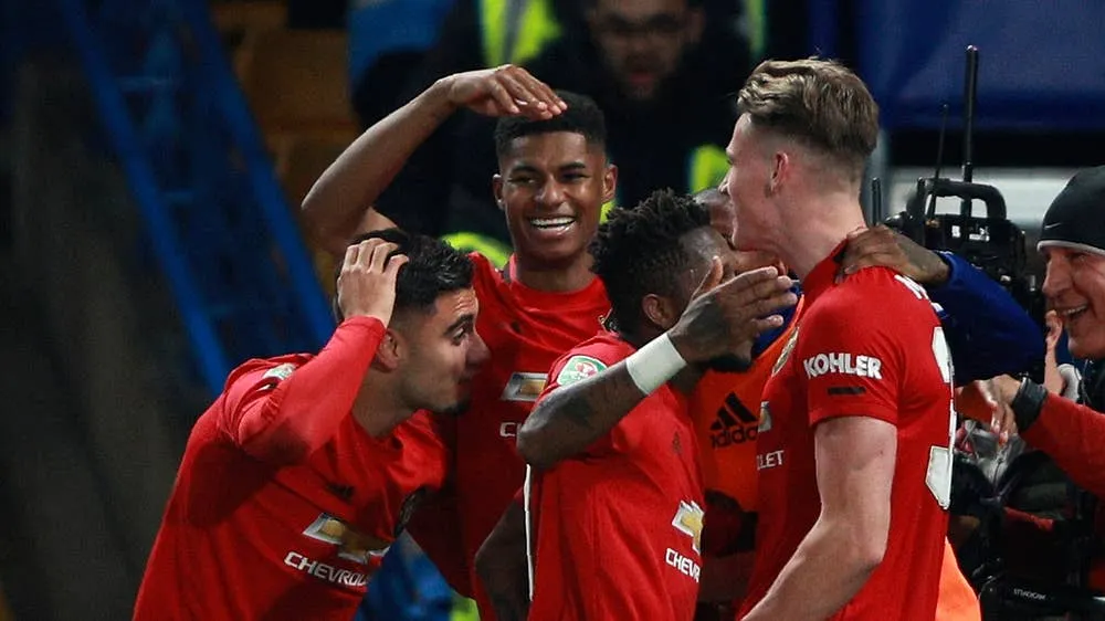 Man Utd fans loved seeing Scott McTominay order around teammates in injury-time vs Chelsea - Bóng Đá