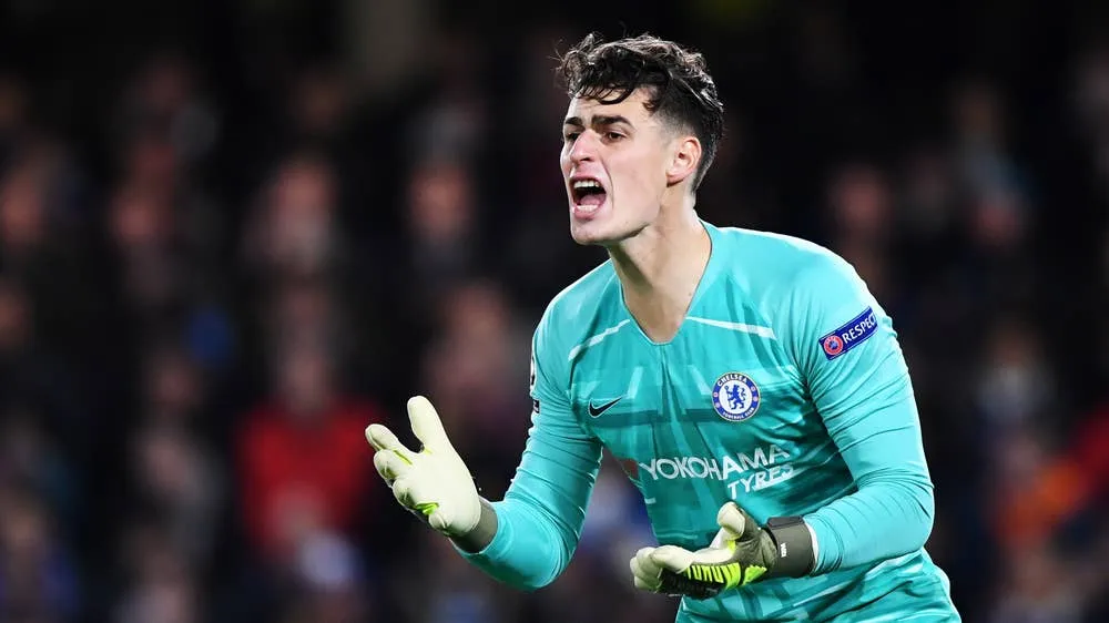 Chelsea fans demand Kepa is sold after Ajax howler in Champions League - 'What the f***' - Bóng Đá