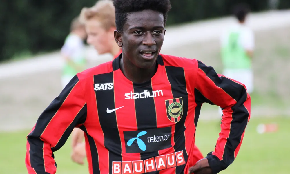 Kluiverth Aguilar enters the list: the 15 most expensive U17 signings of the season - Bóng Đá