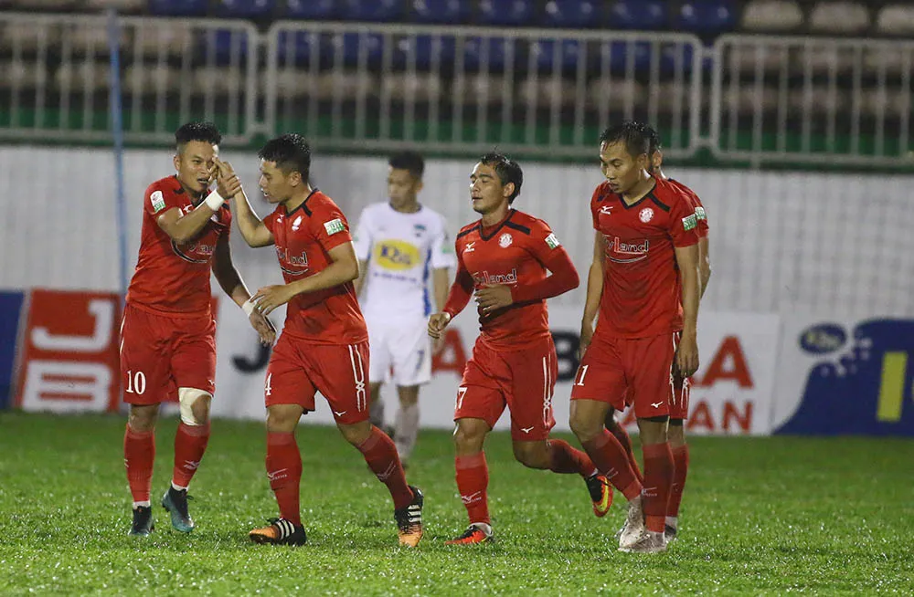 18h00 ngày 16/9, TP.HCM vs HAGL: Khách đua Top 5, chủ lo trụ hạng - Bóng Đá