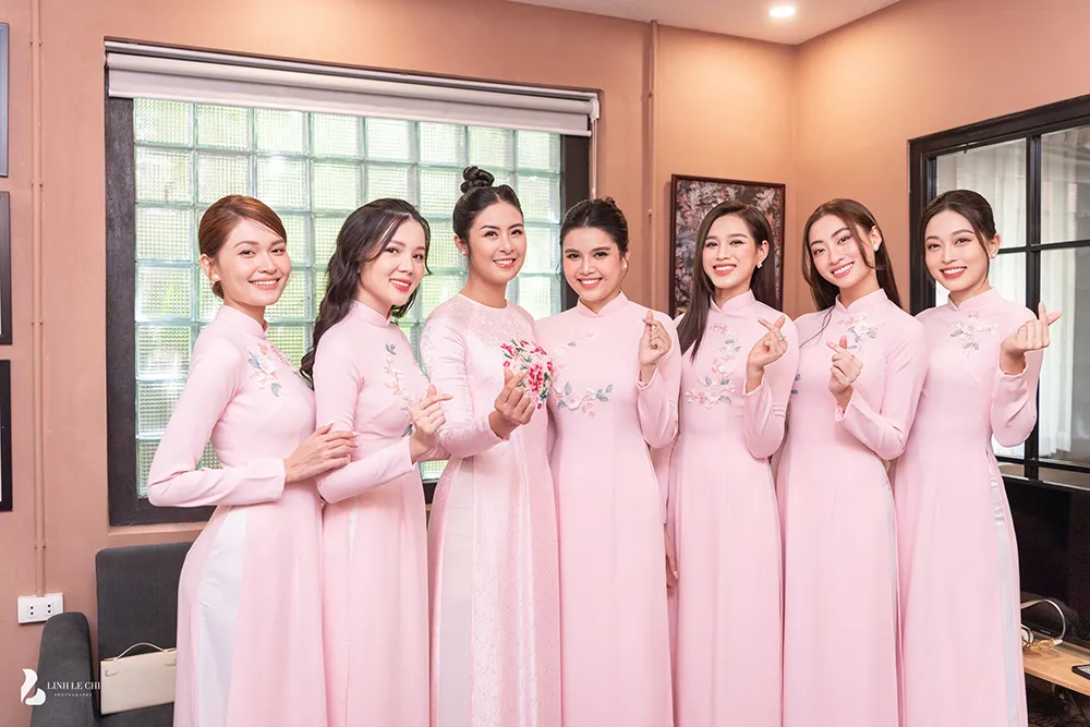 ĐÁM HỎI ĐỖ MỸ LIĐÁM HỎI ĐỖ MỸ LI