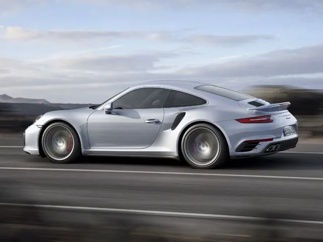 Porsche 911 Turbo S xevathethao.vn