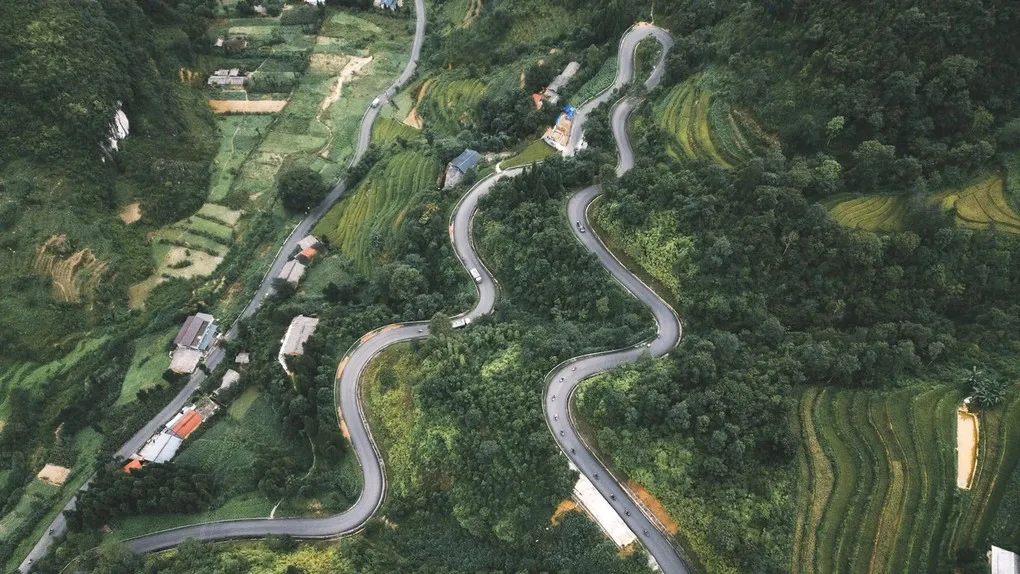 nu-du-khach-nuoc-ngoai-khoc-nac-khi-di-duong-deo-ha-giang-nghe-ly-do-nguoi-viet-tu-hao (51)