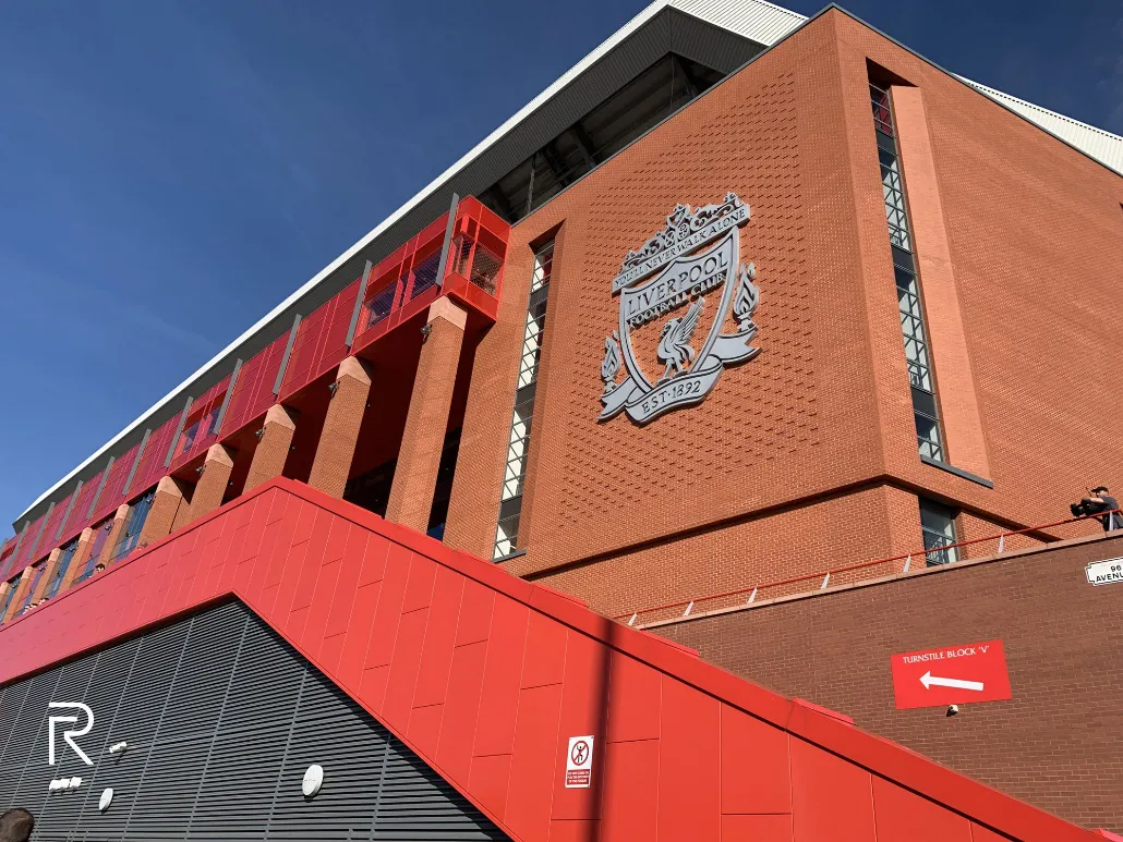 Những trải nghiệm khó quên ở Anfield và Liverpool khi đội bóng đoạt cúp UEFA Champion League - Bóng Đá