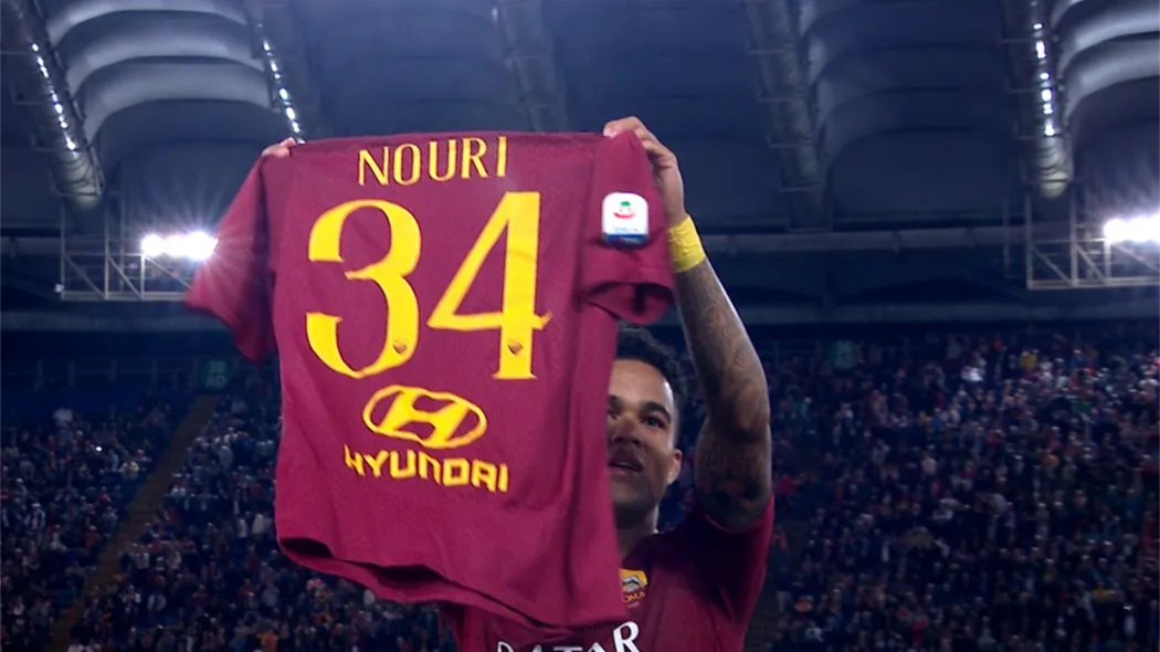 Justin Kluivert tri ân đồng đội đầy cảm động sau bàn thắng đầu tiên tại Champions League - Bóng Đá