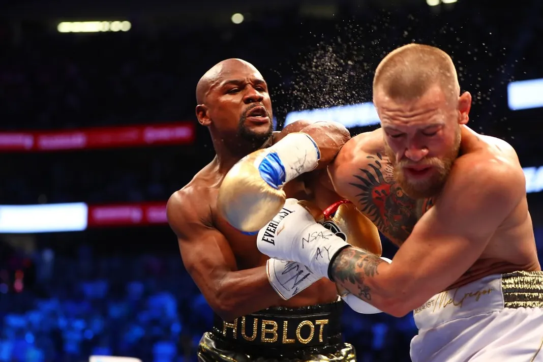 Floyd Mayweather dễ dàng đánh bại Conor McGregor trong cuộc chiến vào năm 2017.