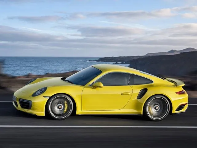 Porsche 911 Turbo S xevathethao.vn