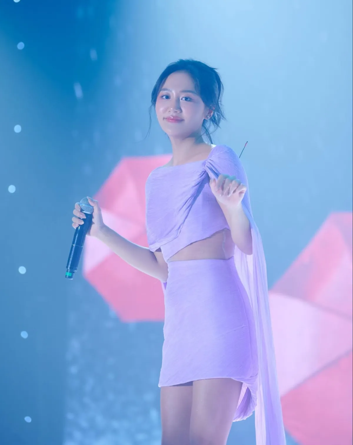 van-mai-huong-tai-su-kien-moi-day-1