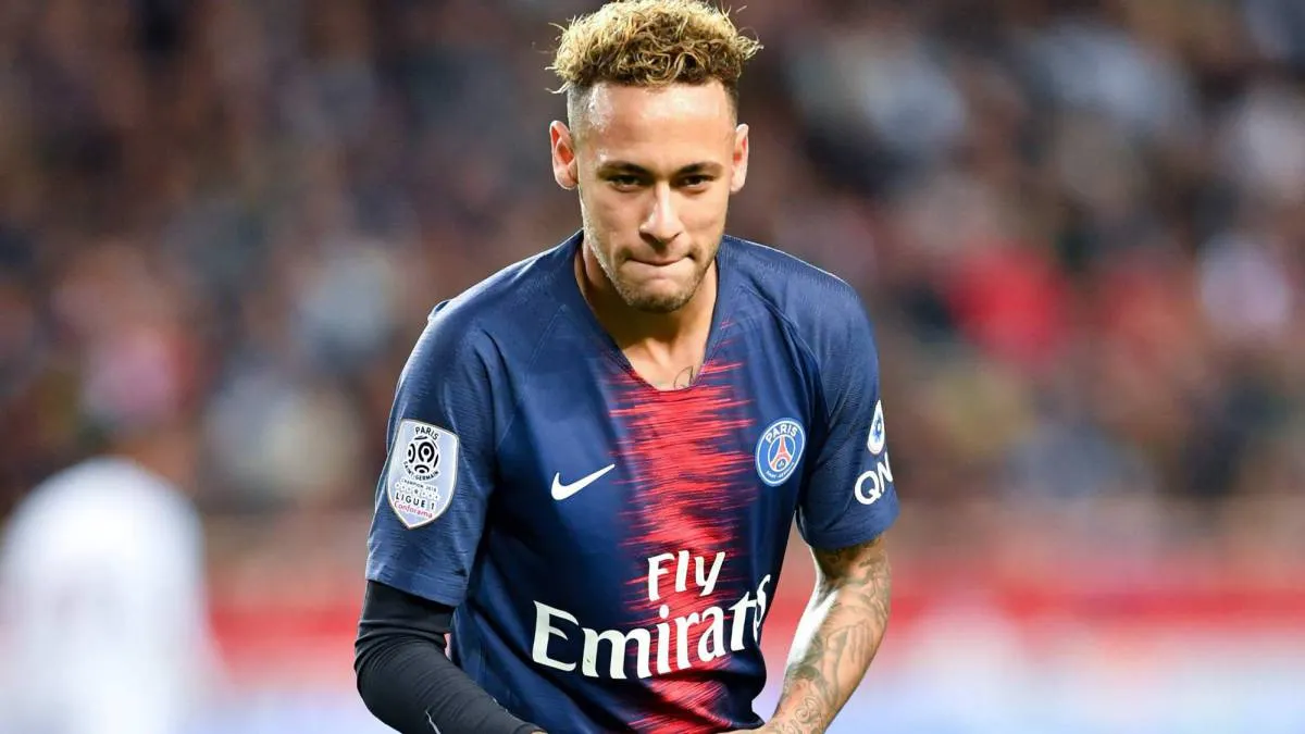 Sốc với mức lương của Neymar, Sanchez chỉ bằng 1 nửa - Bóng Đá