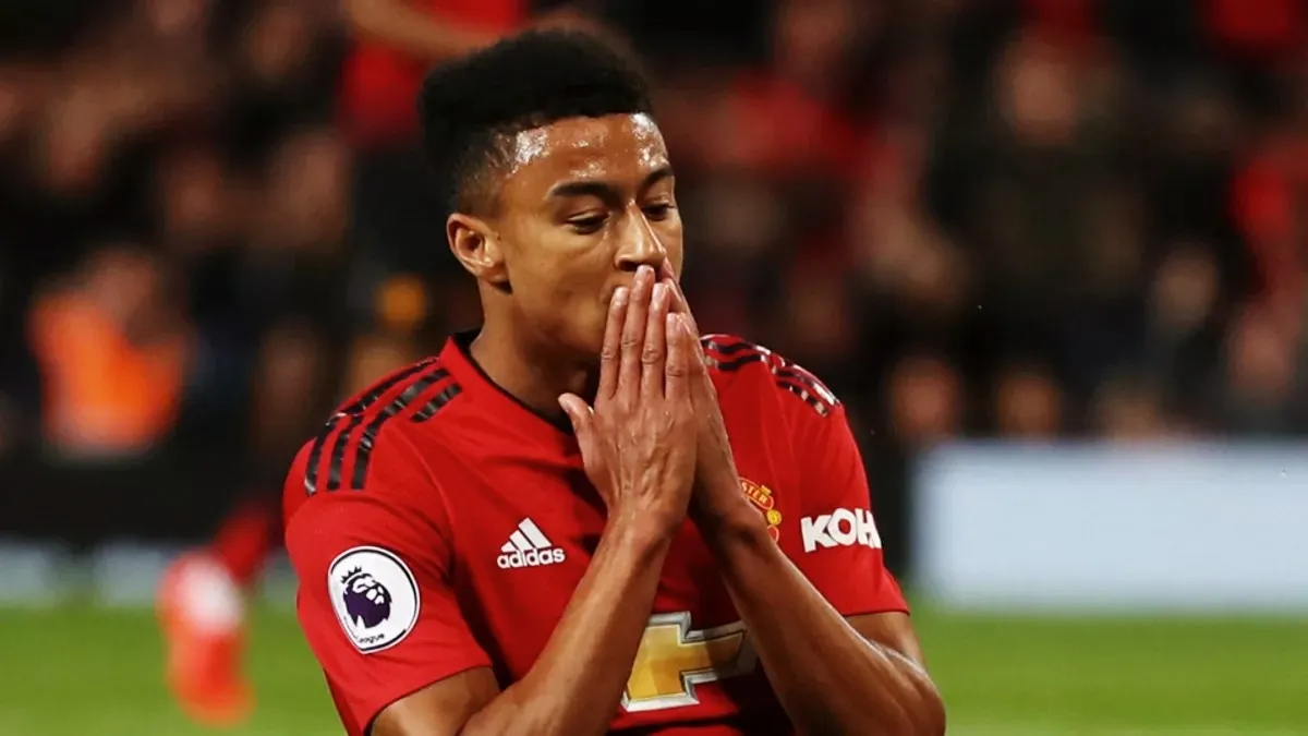 man utd fans react to lingard - Bóng Đá