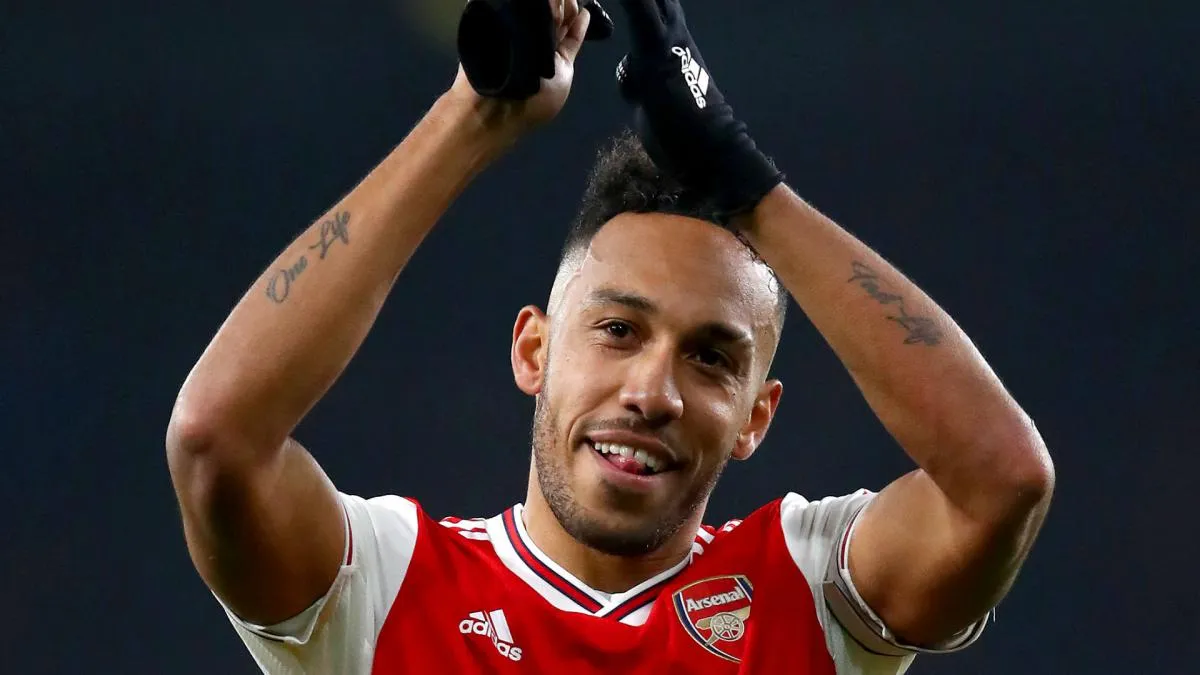 Man United fans react to aubameyang transfer - Bóng Đá