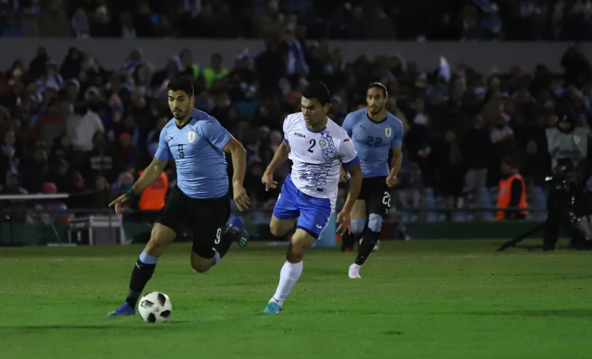 Giao hữu tiền World Cup 2018: Uruguay 3-0 Uzbekistan - Bóng Đá