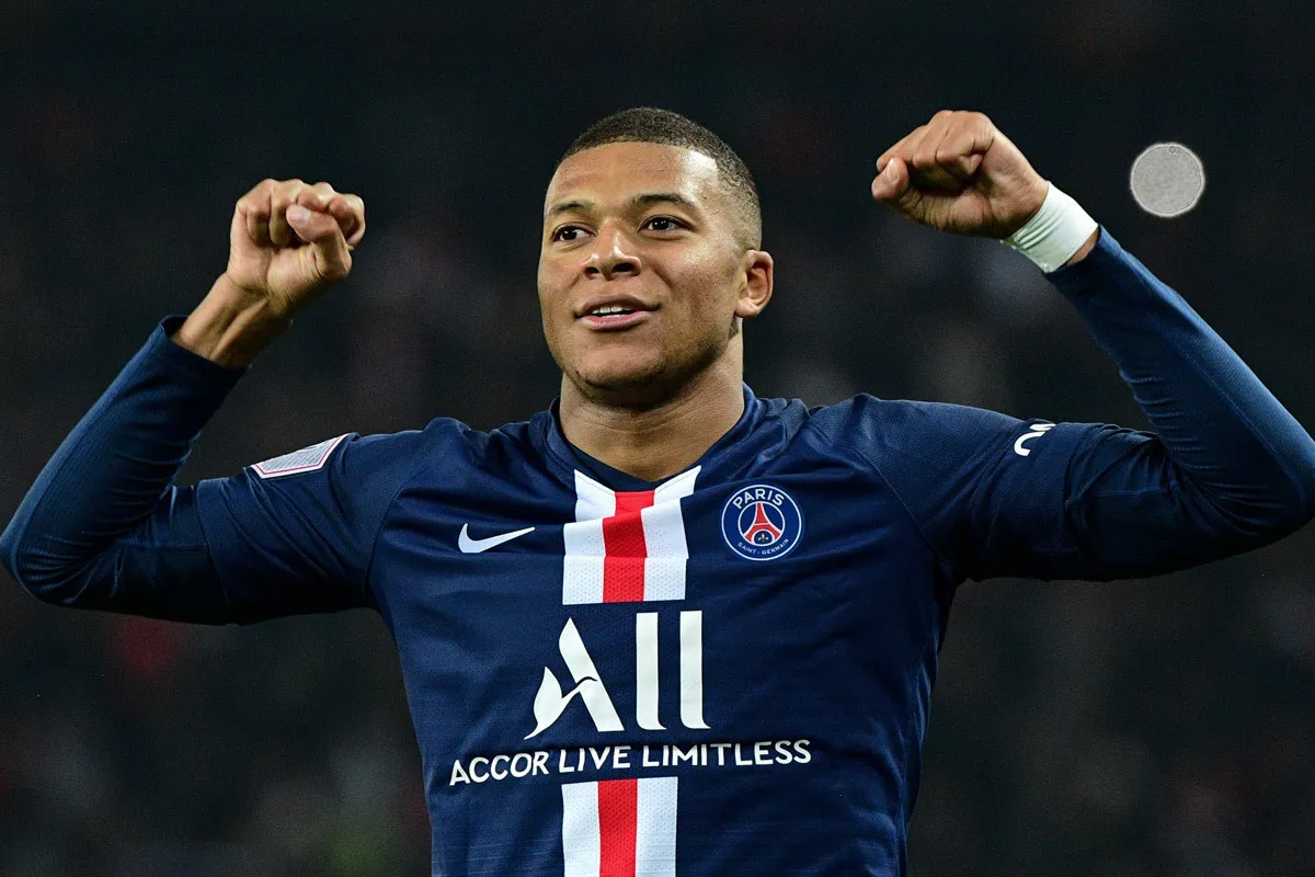 Liverpool target £215m PSG ace Kylian Mbappe as Real Madrid eye Mohamed Salah transfer - Bóng Đá