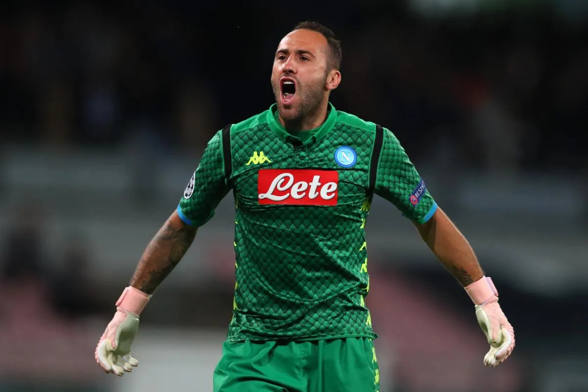 Napoli ra quyết định quan trọng, Arsenal mất Ospina như chơi - Bóng Đá