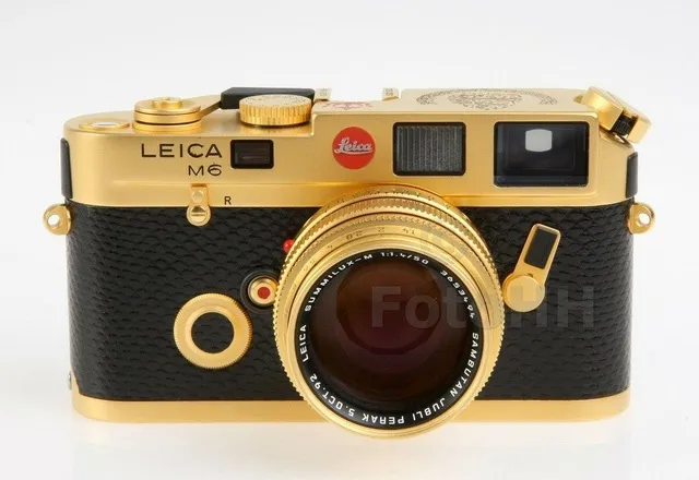 Máy ảnh Leica M6 mạ vàng có giá quy đổi gần 700 triệu đồng - 2 Máy ảnh Leica M6 mạ vàng có giá quy đổi gần 700 triệu đồng - 2