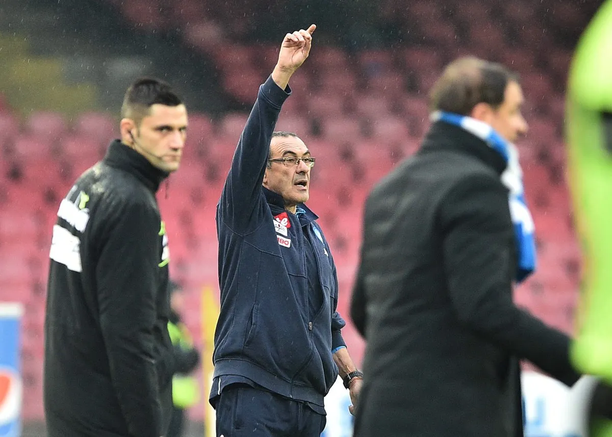 Napoli thiết lập kỷ lục, Sarri vẫn không hài lòng - Bóng Đá