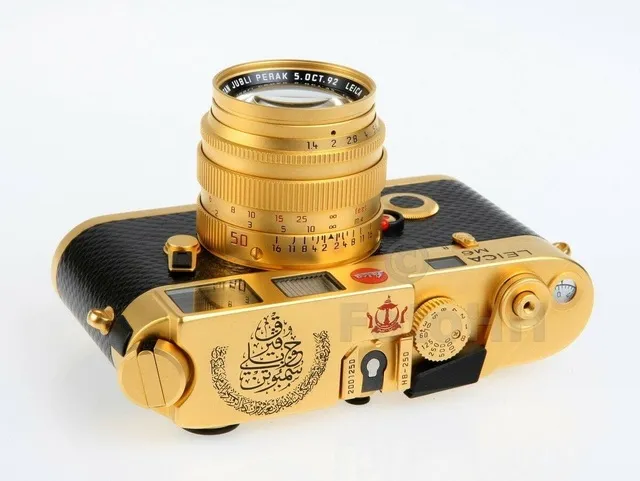 Máy ảnh Leica M6 mạ vàng có giá quy đổi gần 700 triệu đồng - 3 Máy ảnh Leica M6 mạ vàng có giá quy đổi gần 700 triệu đồng - 3