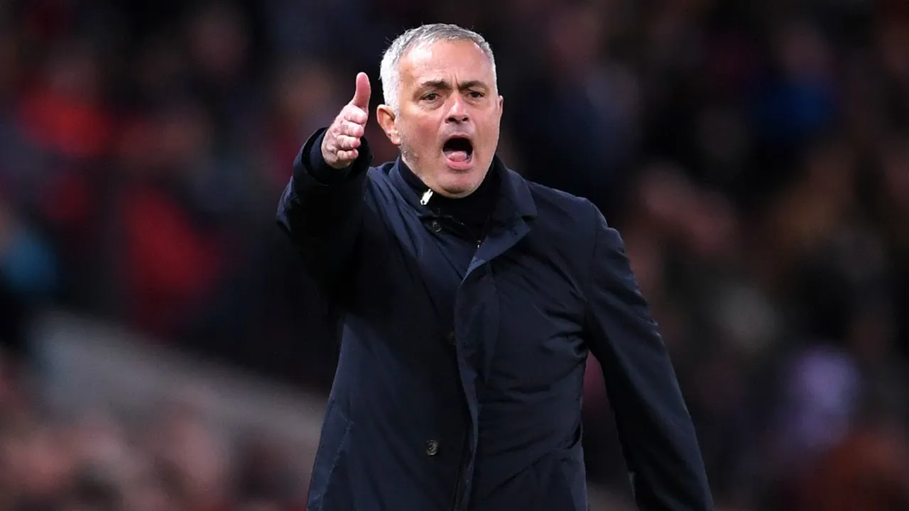 Mourinho dùng Juventus chỉ trích BLĐ Man Utd - Bóng Đá