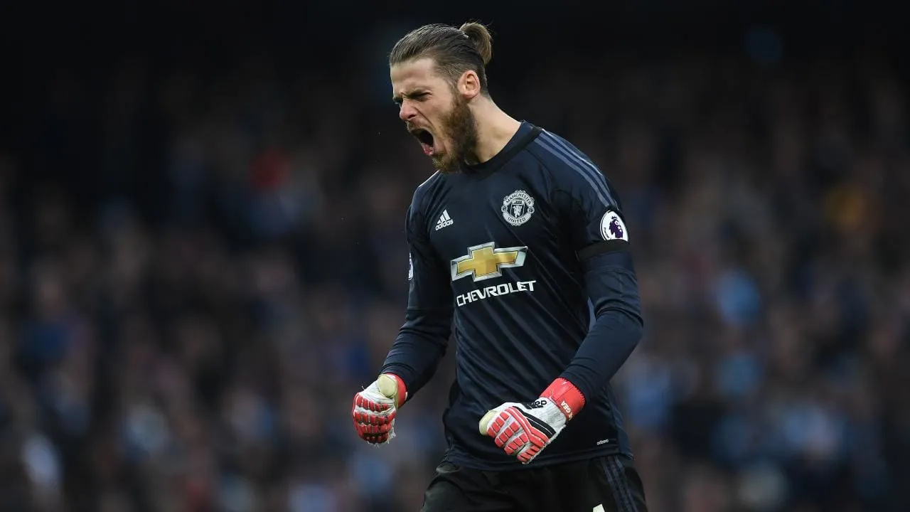 Mourinho báo tin buồn cho fan về De Gea - Bóng Đá