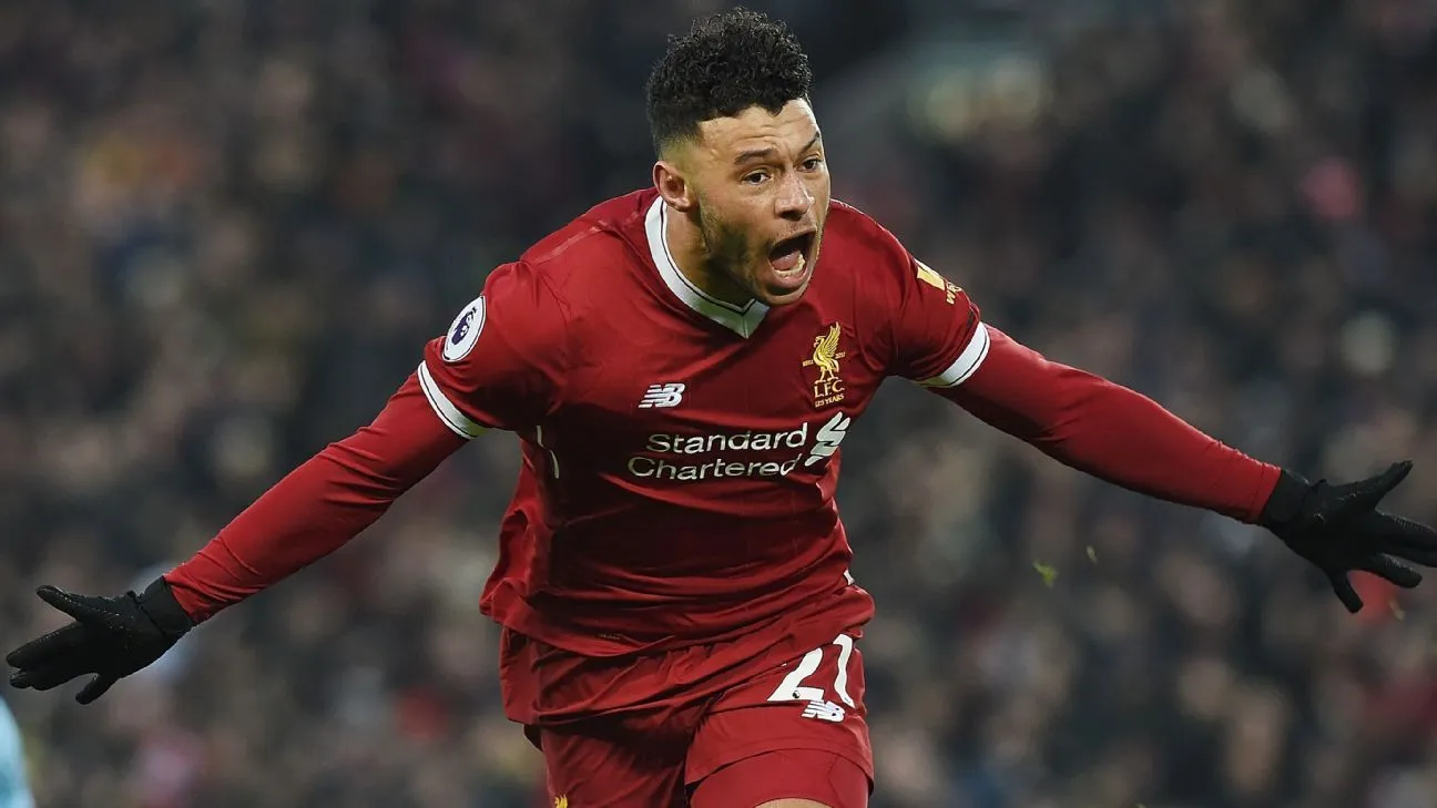 Oxlade-Chamberlain: Cậu ấm ôm giấc mơ huyền thoại - Bóng Đá