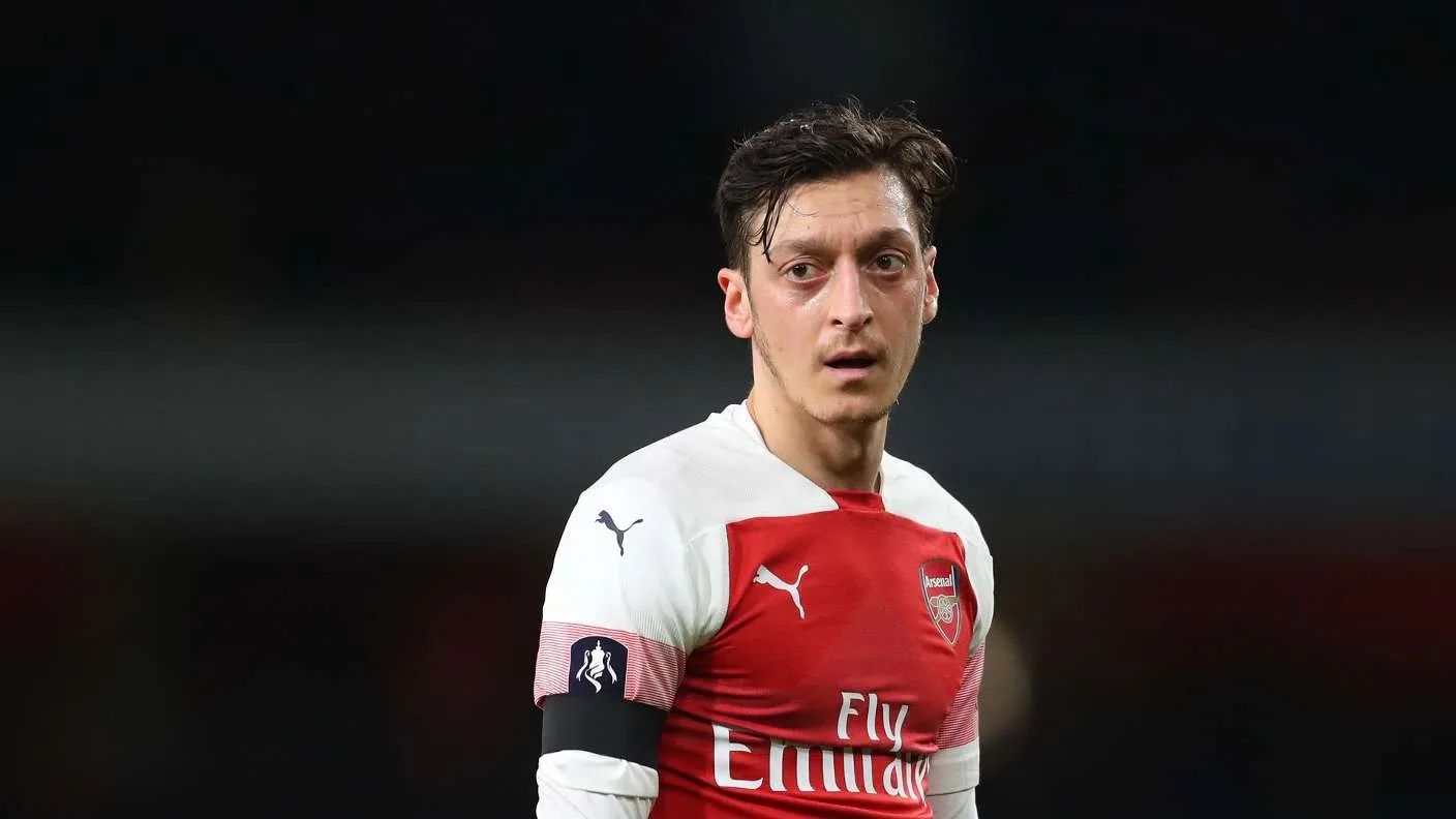 Wenger bàn về hợp đồng Ozil - Bóng Đá