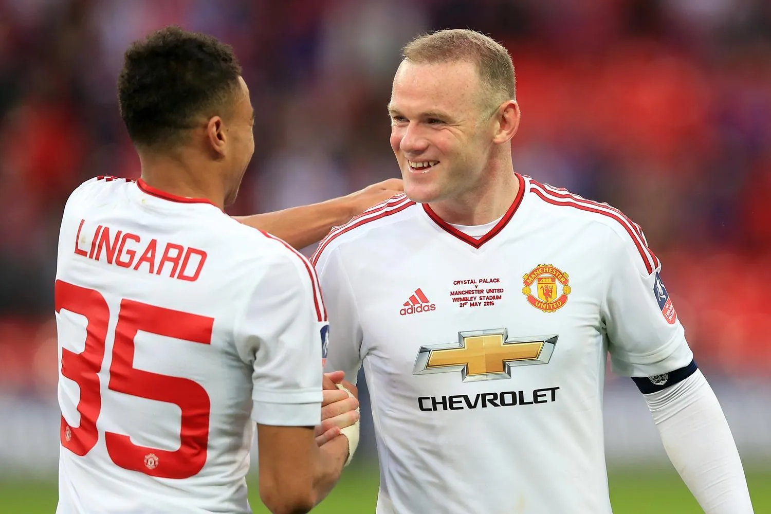 lingard compares to rooney - Bóng Đá