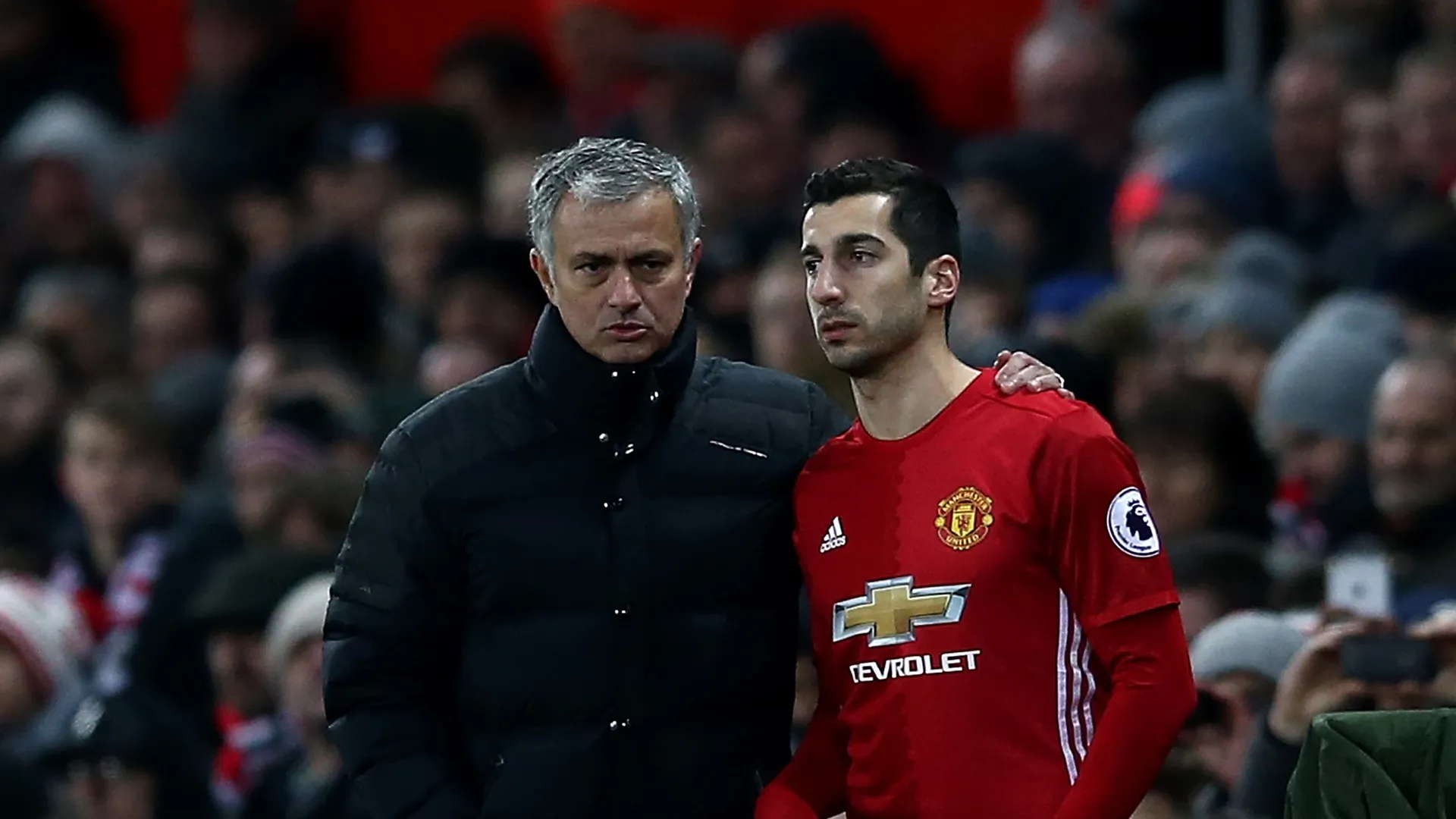 Vụ Mkhitaryan khiến Mourinho nổi đóa - Bóng Đá