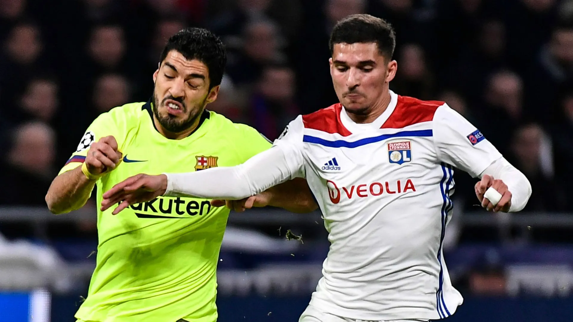 Manchester United 'contact' Barcelona over shock transfer of former Liverpool FC forward Luis Suarez - Bóng Đá