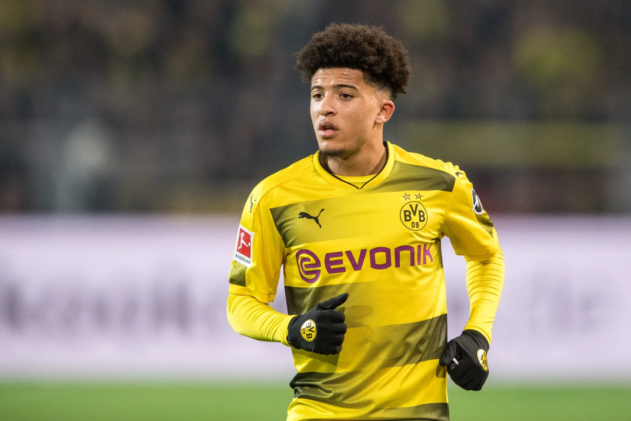 Why Manchester United should sign Jadon Sancho ahead of Gareth Bale - Bóng Đá