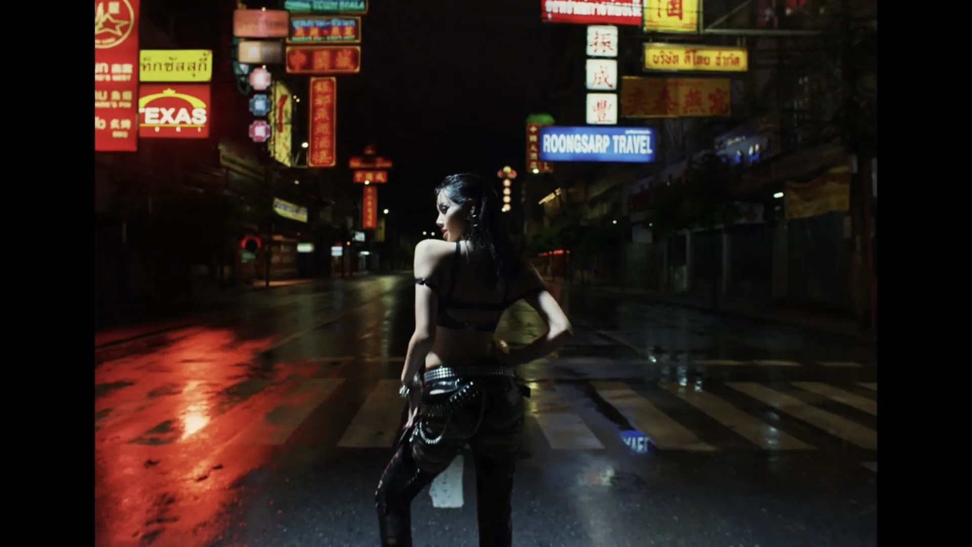 mv rockstar cua lisa
