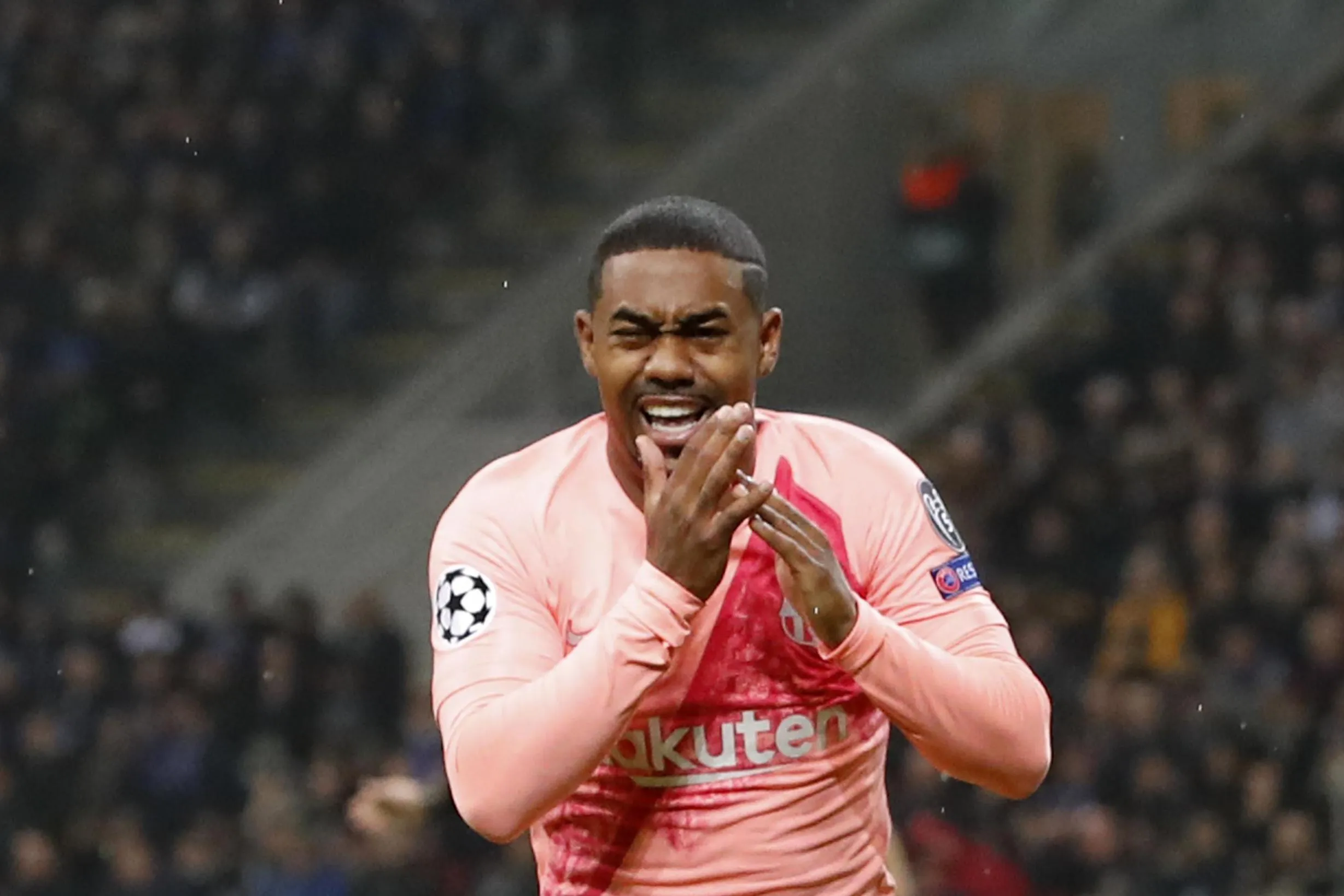 Coutinho chấn thương, chờ Malcom tỏa sáng - Bóng Đá