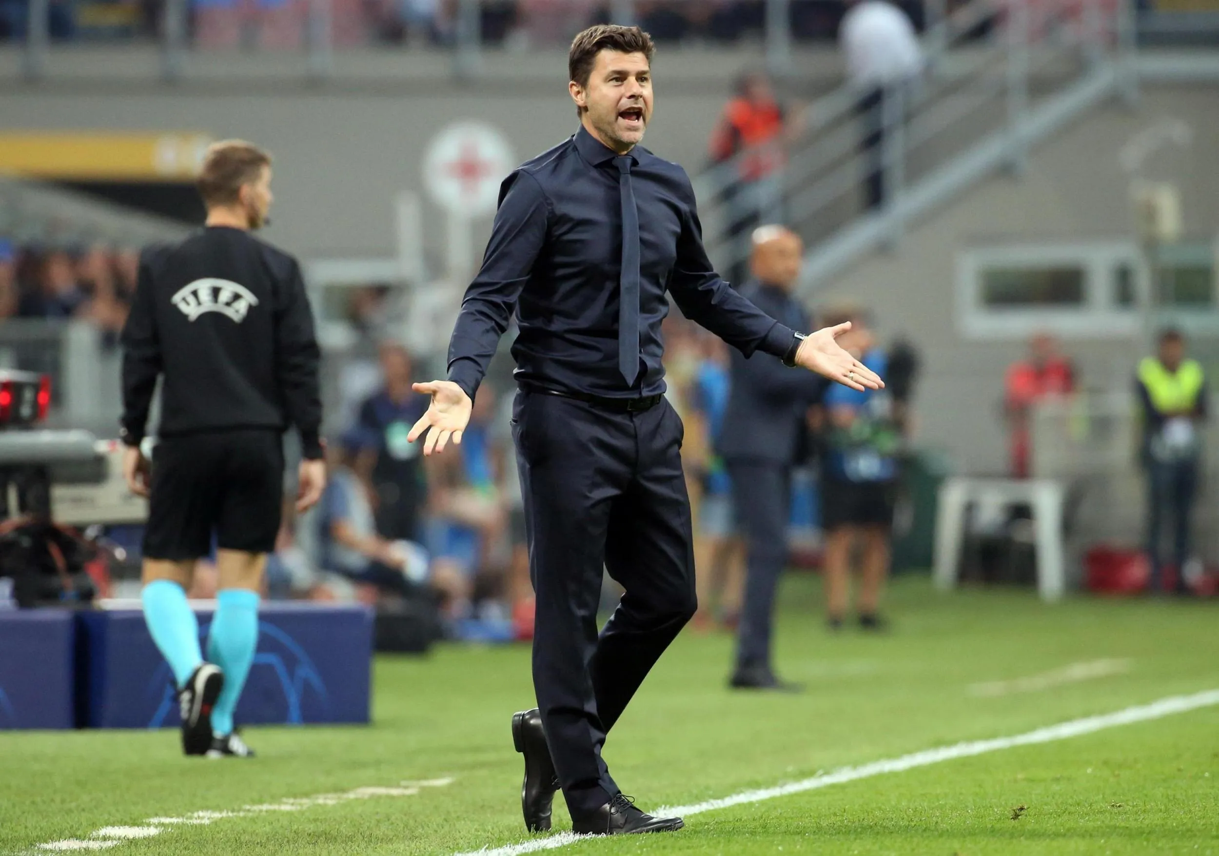 Tottenham khởi đầu quá tệ, Pochettino đã viết sẵn đơn từ chức  - Bóng Đá