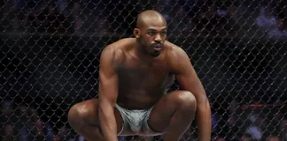 Jon Jones khó có cuộc chiến tranh đai hạng nặng sớm.