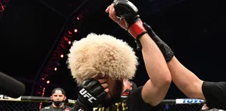 Khabib Nurmagomedov tuyên bố giải nghệ sau chiến thắng ở UFC 254.