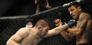 Rafael dos Anjos từng nhận thất bại trước Khabib Nurmagomedov.