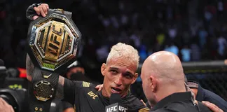 Dustin Poirier đấu tranh đai với Charles Oliveira vào tháng 12